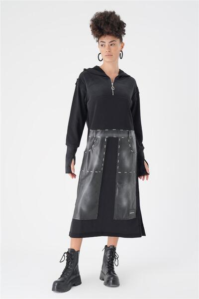 Punk Queen DERİ GARNİLİ KAPÜŞONLU ELBİSE