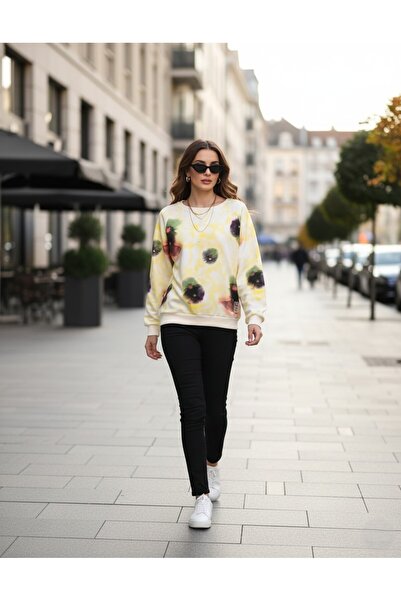 The Women's Cream Printed Crew Neck Sweatshirt – 100% Cotton 3 Thread Comfortable Fit Without Sharding