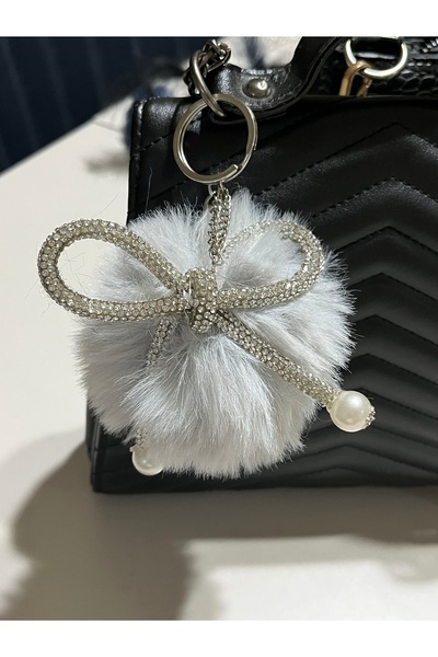 By Ayşegül سلسلة مفاتيح بومبوم على شكل فيونكة