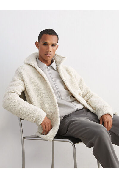 LC Waikiki LCW ECOEkru Standart Kalıp Gömlek Yaka Pelüş Erkek Mont