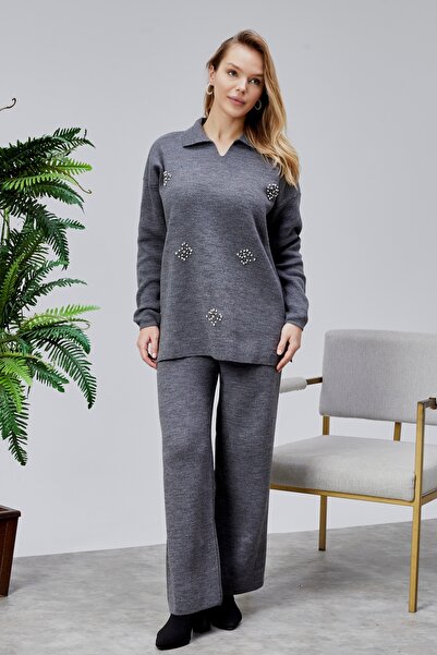 Jinx Wear Fashion Collared Pearl Detail Comfortable Fit O Oversized Sweater Pants 2-Piece Knitwear Set