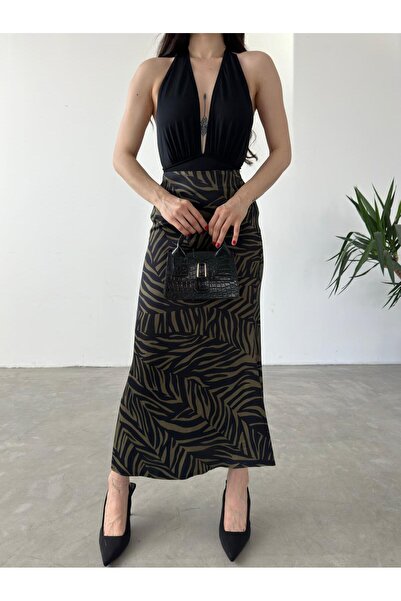 Gugus FUSTĂ SATIN FEMEI CU MODEL A-LINE DIN MATERIAL IMPORTAT