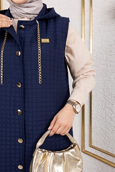 Moda MSK Hooded Quilted Navy Blue Vest with Weapon Detail