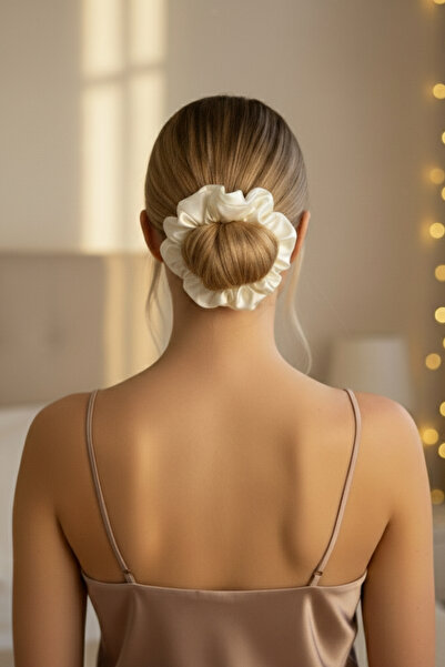 Salvia Dione Women's Satin Hair Scrunchie - Luxurious Silk-Look Tie Scrunchie for Bun and Nighttime Use, No Hair Breakage