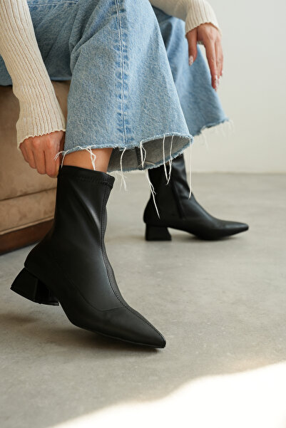 Holy Heel Lune Günlük Fermuar Detaylı Siyah Kadın Kısa Topuklu Streç Bot