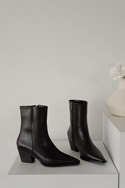 Meral Özgenç Kalın Topuk Süet Bot