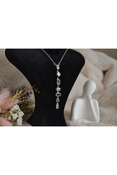 stainles steel قلادة فولاذية بتصميم أنيق على شكل حرف Y