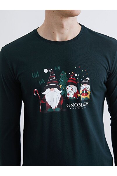 LC Waikiki Yılbaşı Temalı Erkek Pijama Takımı