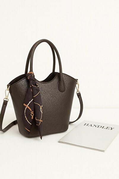 Handley Чанта за ръка и рамо с шал – стилен и елегантен дизайн