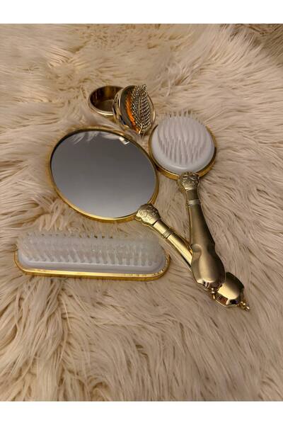 cherry queen Σετ νυφικών με λεπτομέρεια από χρυσό κρύσταλλο – Σετ μακιγιάζ με χτένα και βούρτσα καθρέφτη – Πολυτελές κουτί δώρου προίκας