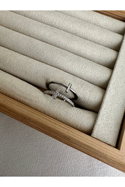 ringbox Gümüş Renk Taşlı Artı Model Yüzük