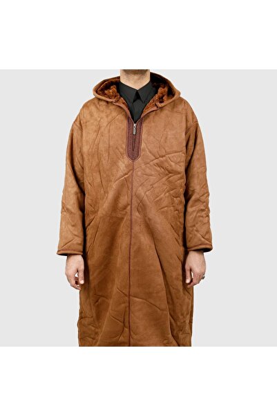 Generic Moroccan winter dress with fur lining and a camel-colored hood.