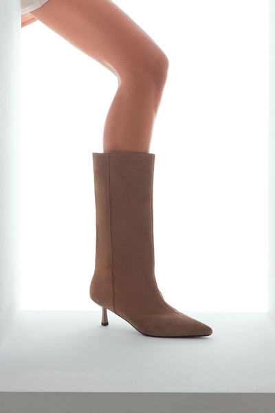 Derimod Women's Beige Thin Heeled Suede Leather Boots 25Afd490510