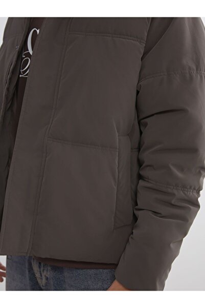 LC Waikiki Comfortable Fit Stand Collar Men's Puffer Jacket