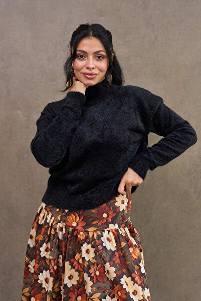 KÜÇÜĞÜM BUTİK Black Furry Turtleneck Sweater
