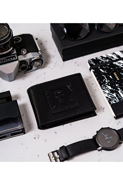 Other Men's horizontal wallet with decorative embossing - Peterson