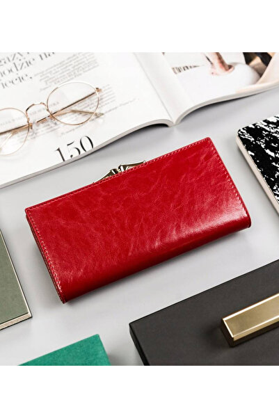 Other Classic women's wallet made of leather - Peterson