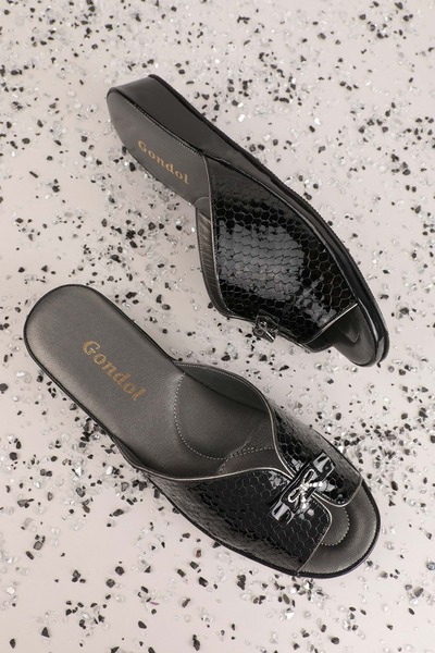 Gondol Hakiki Deri Şık Ev Terliği Blc.795 Siyah Petek