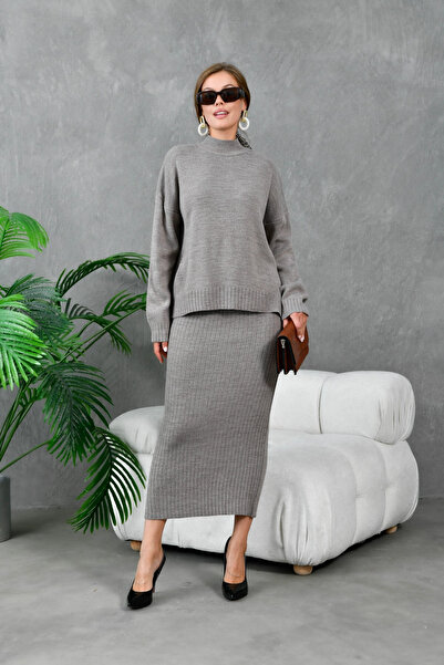 Park Karon Women's Mink Mock Neck Loose Sweater Long Skirt Two-Piece Knitwear Set 10270