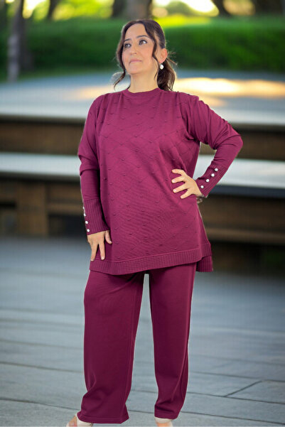 yagmurberen بدلة ميرسيريزد كبيرة الحجم مع تونيك مزين بنقشة البقلاوة وتفاصيل حجرية منقطة وبنطلون بخصر مطاطي