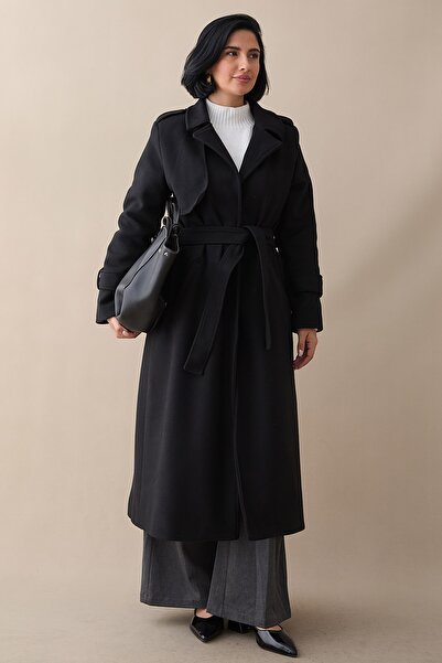 InStyle Palton negru cu o singură buzunară și curea