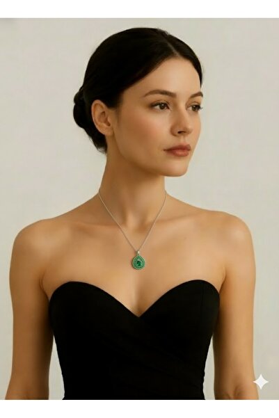 Bebeğimin yeri Zümrüt Yeşili Çelik Kolye