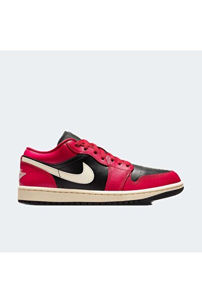 Nike WMNS AIR JORDAN 1 LOW Women's Sports Shoes