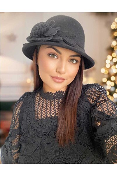 Confortino Elegant women's felt hats with small brims and floral decoration Rose - ONE SIZE, ADJUSTABLE