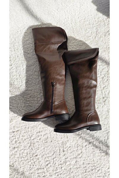 Melinta Shoes حذاء ميلينتا نسائي أسود بسحاب وطيات فوق الركبة بلون بني
