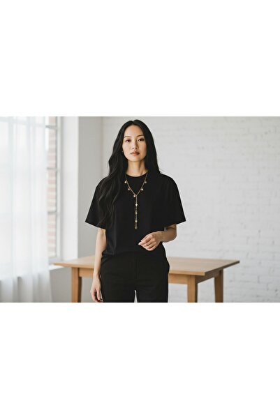 derokas قلادة نسائية أنيقة من الفولاذ المقاوم للصدأ بتصميم عصري وجذاب