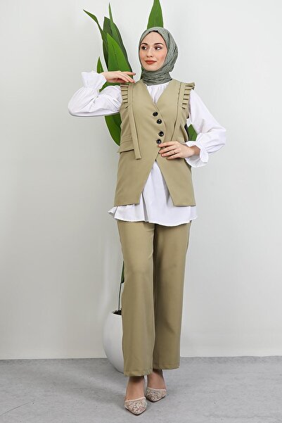 GİYZAMİLA Devin Ruffle Detail Suit Soft Green