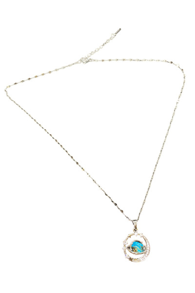 FM قلادة نسائية فضية اللون لامعة وأنيقة من الفولاذ 316L طراز كوكب VIP مع حجر أزرق - تصميم أنيق يلفت الأنظار