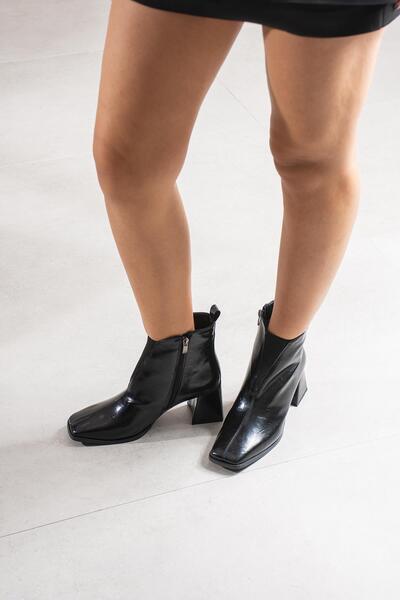 FSKOMBİN Ateng Black Patent Leather Women's Blunt Toe Heeled Boots
