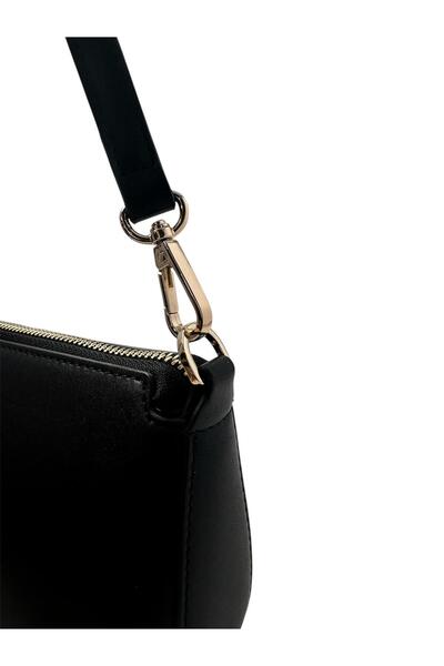 Aker Women's Shoulder Bag Ar0092020059