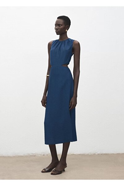 MANGO Woman Kırışık görünümlü cut-out detaylı elbise