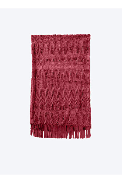 SDD A heavy women's winter shawl that protects you from the cold; it can be wrapped around the neck, head, shoulders, or hands.