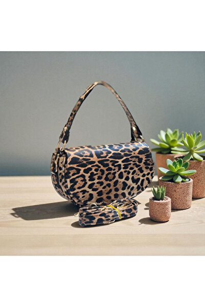 wikidayss Women's D Model Mini Baguette Hand and Shoulder Bag