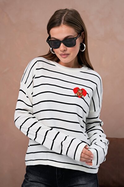 Noi Belis Oversized Striped Teddy Bear Detailed Crew Neck Sweater Aw25Kz0070