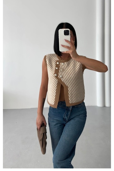 LUMİ Beige Striped Knit Vest with Button Detail |   Stylish and Modern Cut