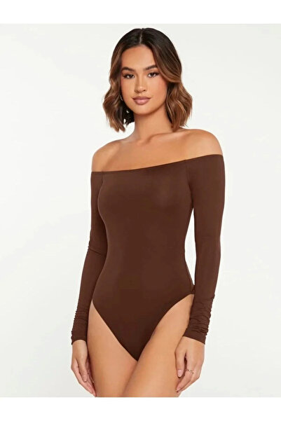bysoca Kadın Kahverengi Düşük Omuz Straplez Uzun Kollu Vücudu Saran Sandy Kumaş Basic Bodysuit