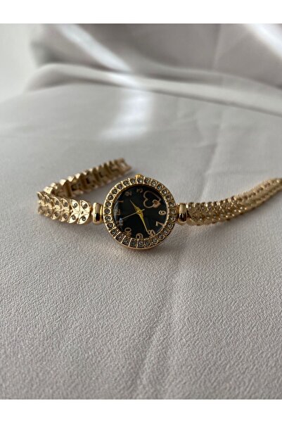 uyguntakıaksesuar Black Heart Women's Wristwatch with Stone Gold Band – Elega...
