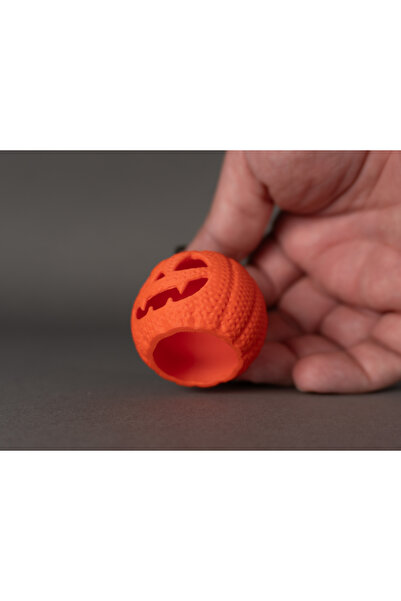 Craftory 3D Knitted Patterned Halloween Pumpkin Keychain