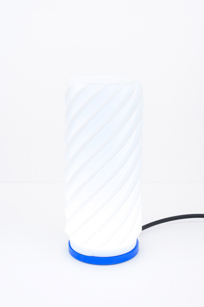 Generic Spiral Tasarımlı LED Masa Lambası –Priz Bağlantılı, Gece Lambası, Dekoratif Ortam Aydınlatma