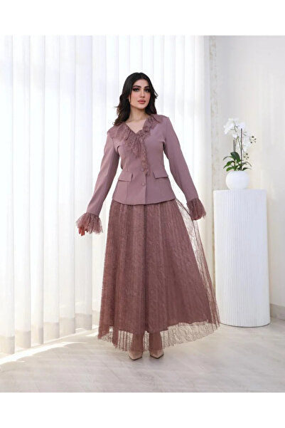 Opera Fashion Women's brown set, jacket and lace skirt