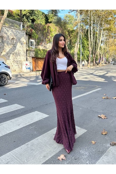 manana fashion Long Lined Lace Skirt