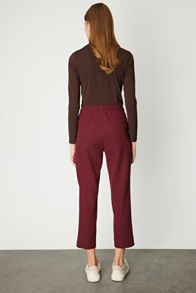 ON Women's Front-Printed Skinny Leggings 64138 Burgundy