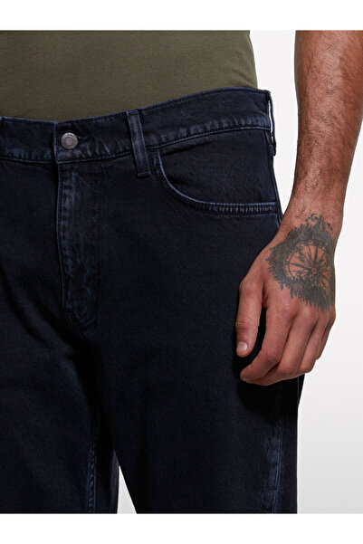 Sisley Cotton Blend Stone Washed Regular Fit Denim Pants Men's Cream Trousers - 325A4Tlase02I