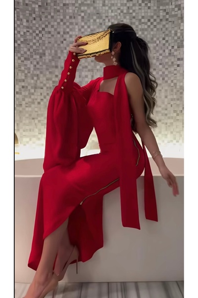 Mannar Desgin red dress