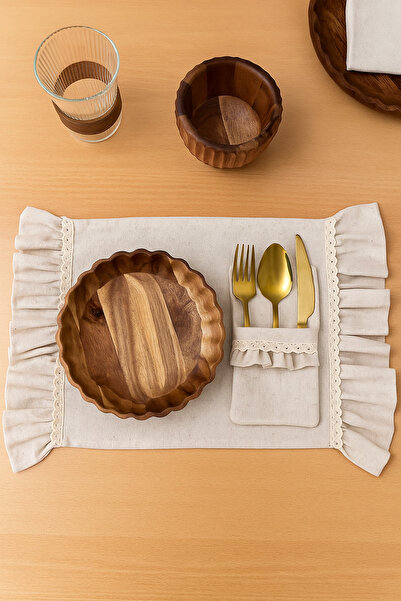Mirilliahome 6-Piece Ruffled Scalloped American Dinner Plate and Cutlery Set |   Linen Table Set