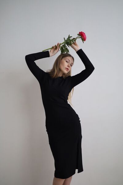 SHEYMA Crew Neck Knit Dress